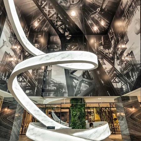 Ningcui Business Hotel ไถจง ภายนอก รูปภาพ