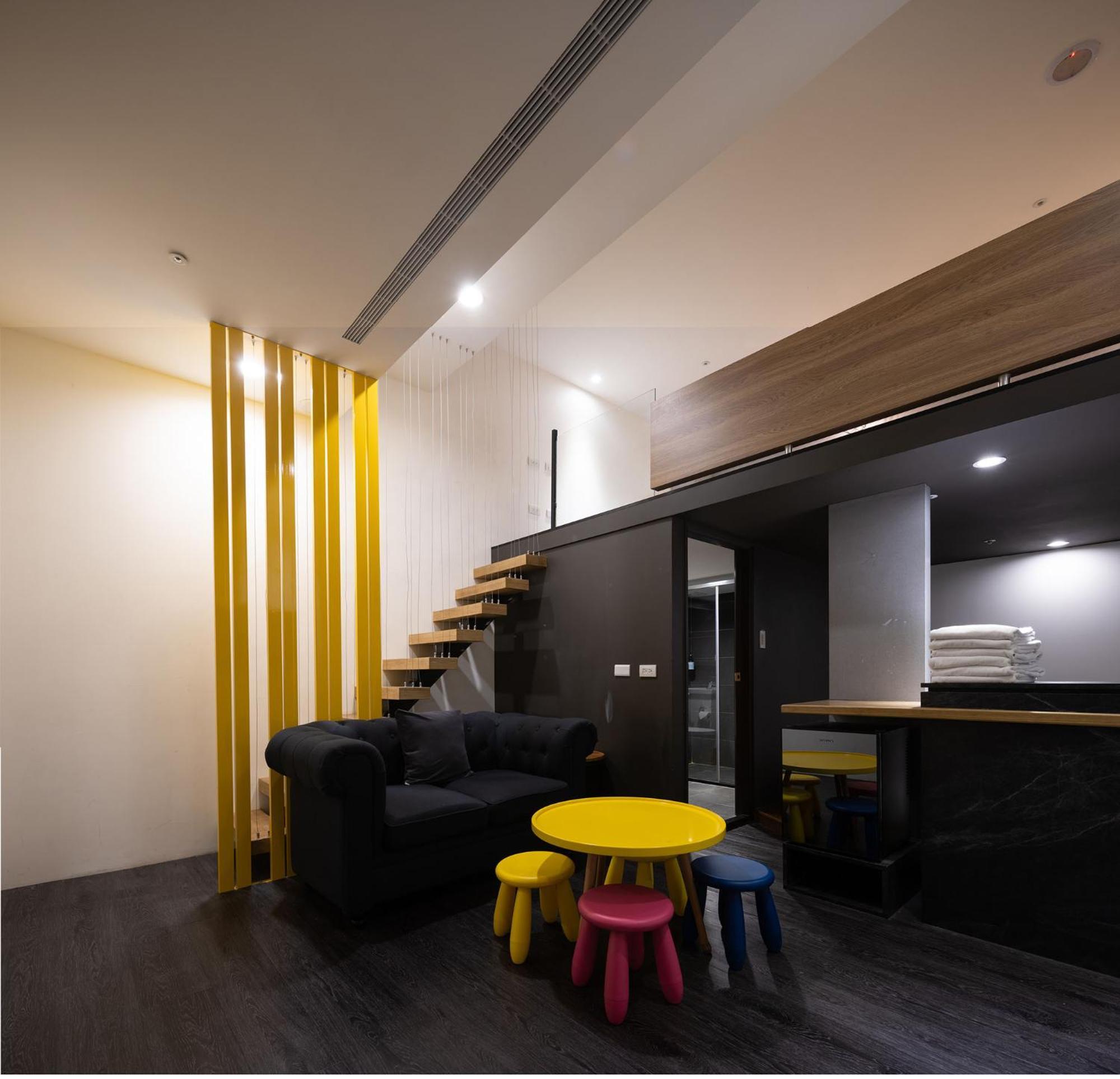 Ningcui Business Hotel ไถจง ภายนอก รูปภาพ
