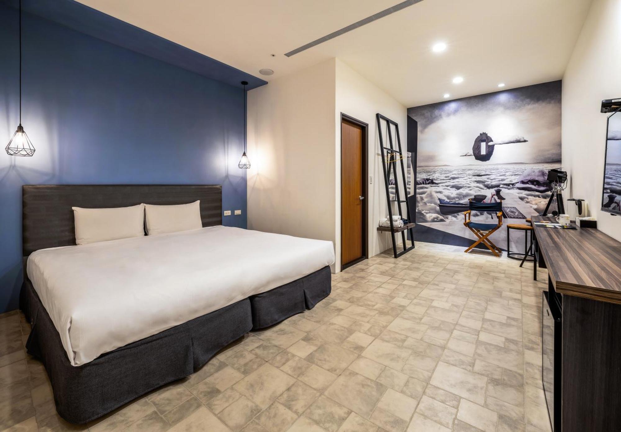Ningcui Business Hotel ไถจง ภายนอก รูปภาพ