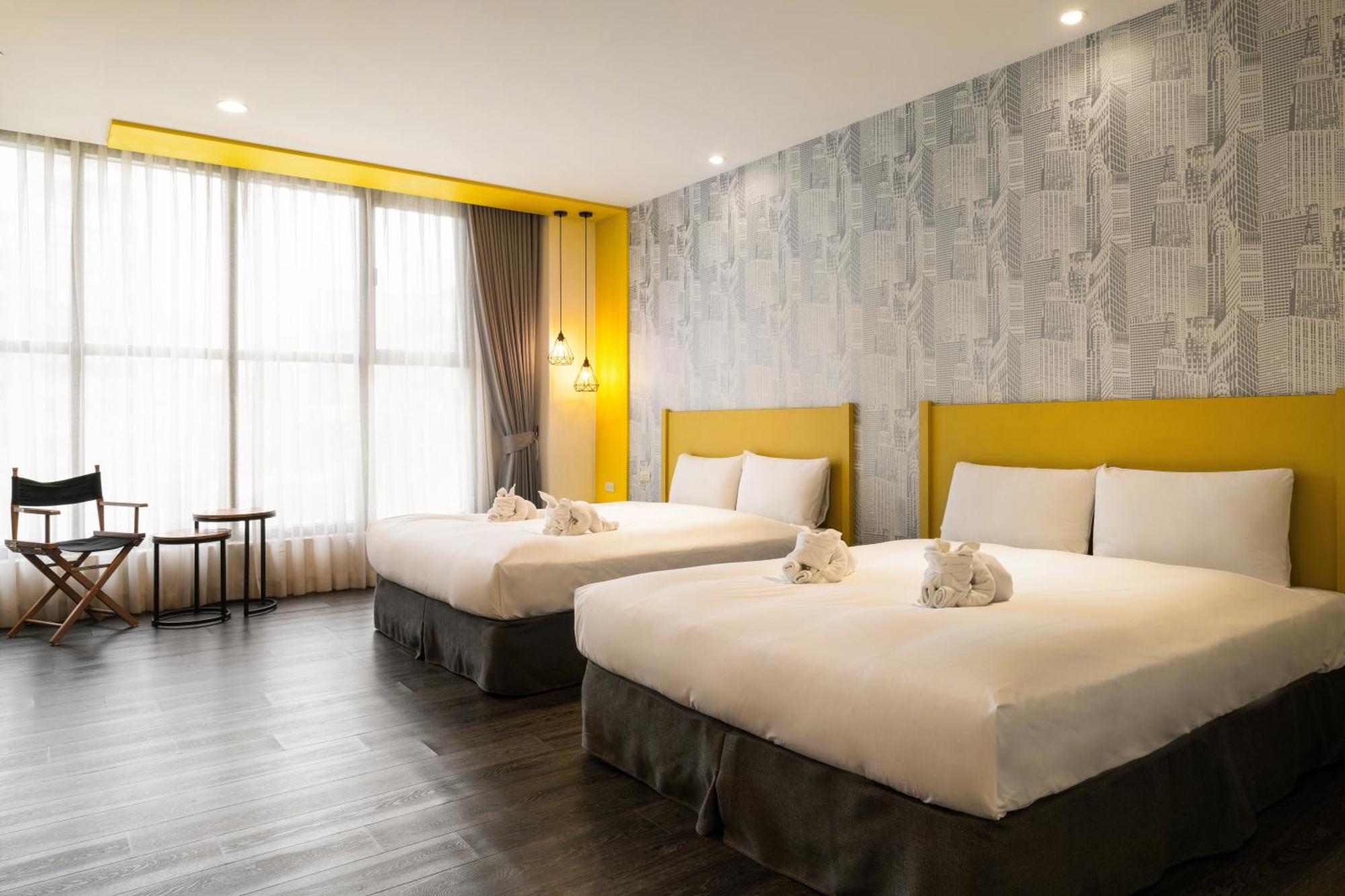 Ningcui Business Hotel ไถจง ภายนอก รูปภาพ
